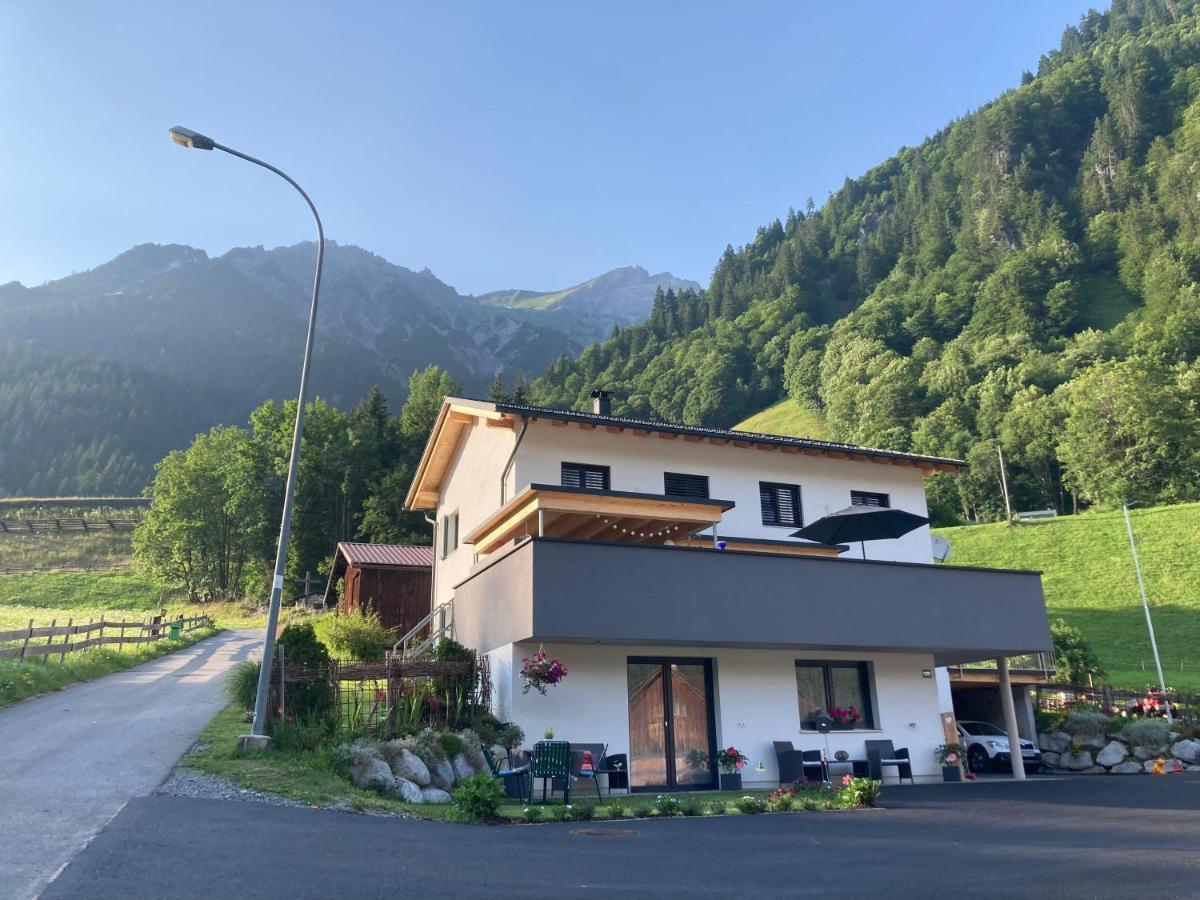 Haus Bazigg Apartment Klosterle am Arlberg Bagian luar foto